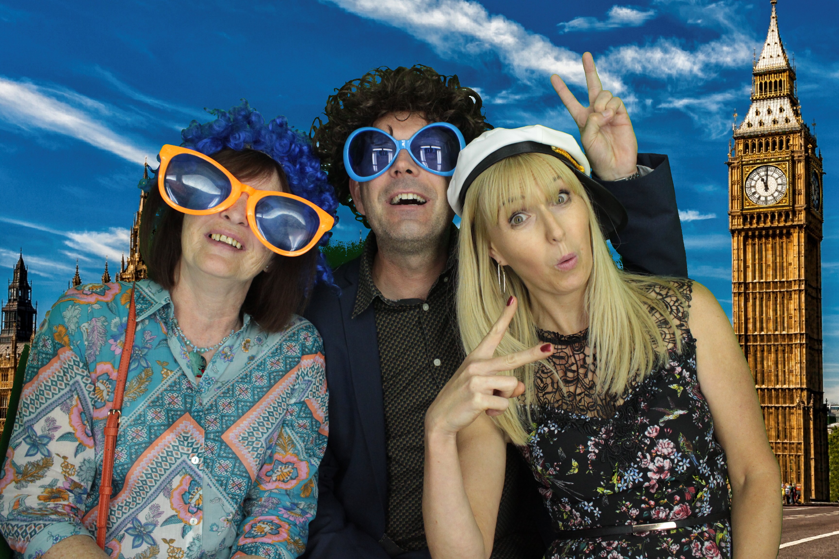 Scott & Tammy's Wedding | View more photos from the event at gallery.myphotoboothexperience.co.uk/u/MyPhotoBoothExperienceLtd/Scott-Tammys-Wedding